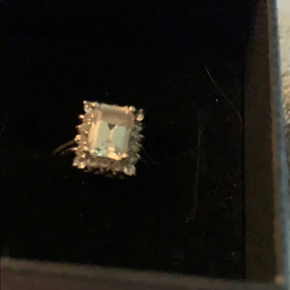Cocktail ring